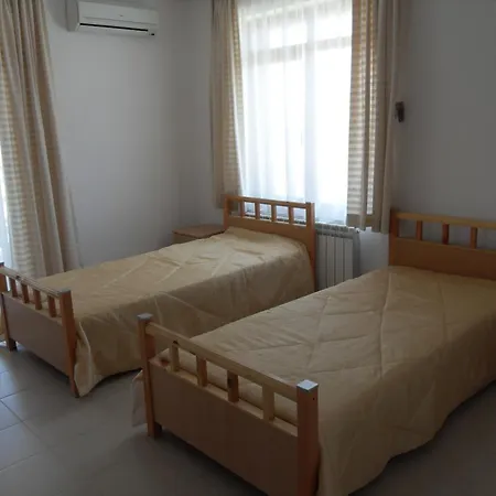 Villa Hilltop