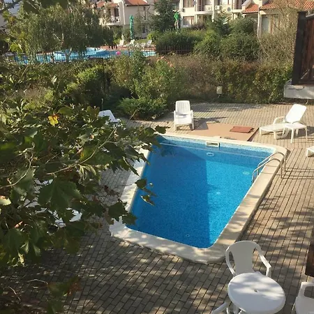 Вілла Hilltop Бургас