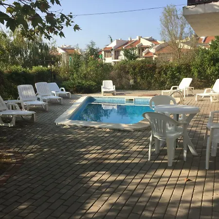 Hilltop Вілла *