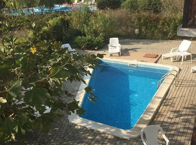 فيلة Hilltop بورغاس