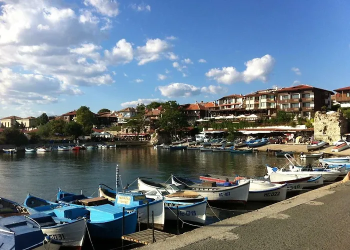 Hilltop فيلة بورغاس